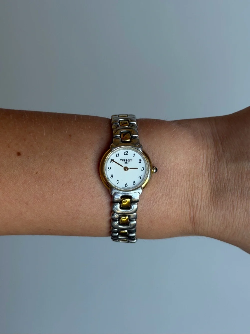 Vintage Tissot 1853 G357 Two Tone Bracelet Watch Swiss Quartz Sapphire Crystal